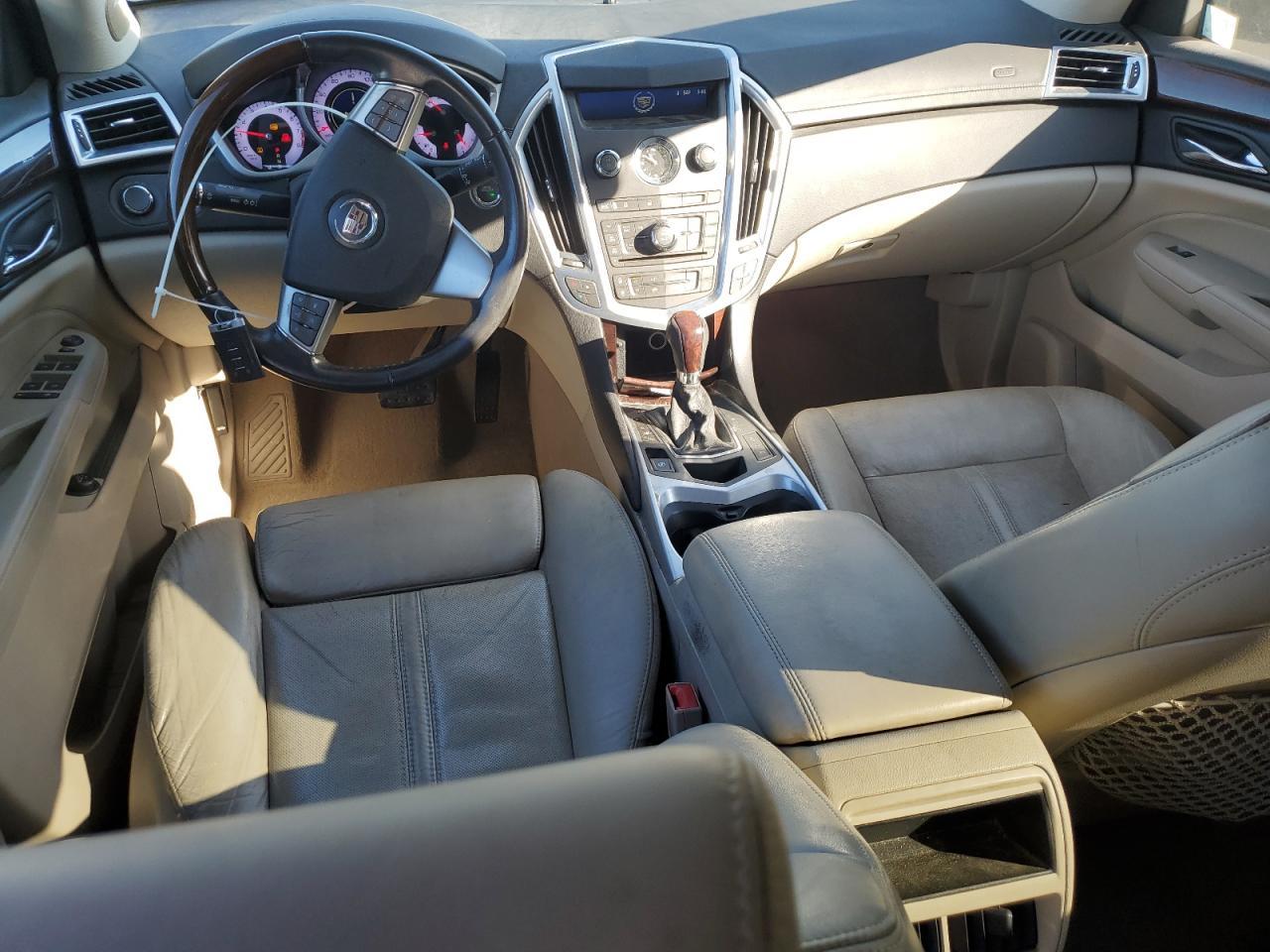 2010 CADILLAC SRX