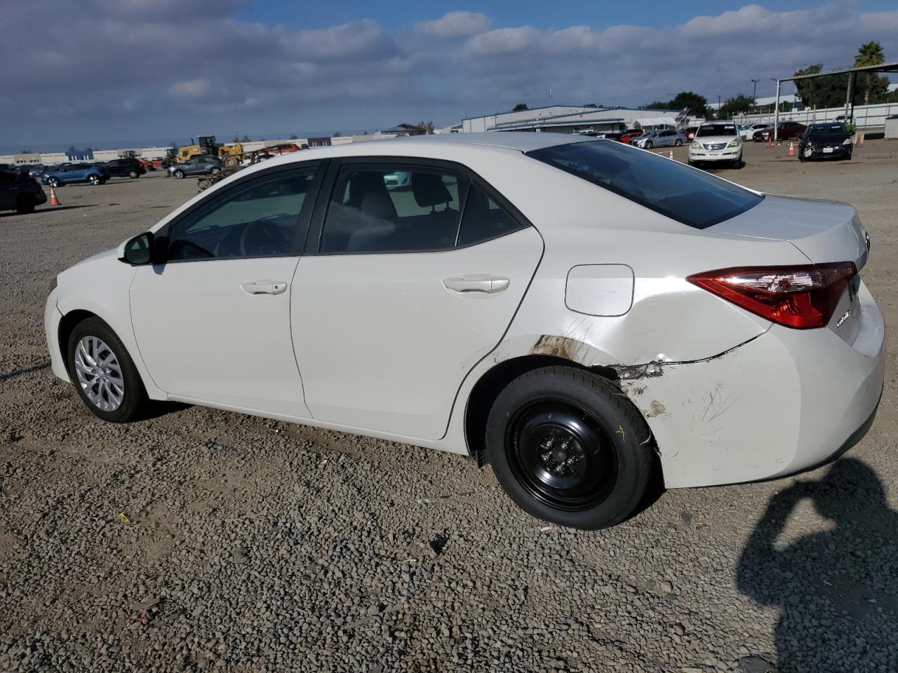 2018 TOYOTA COROLLA