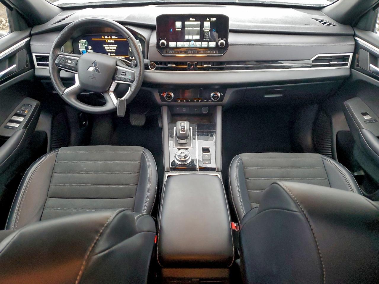 2024 MITSUBISHI outlander