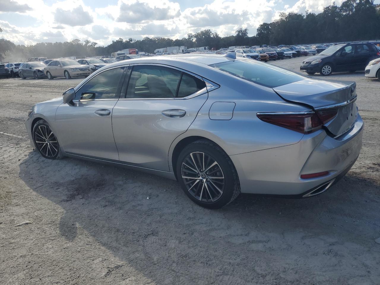 2022 LEXUS ES 350
