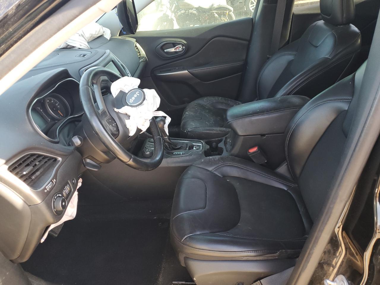 2019 JEEP CHEROKEE