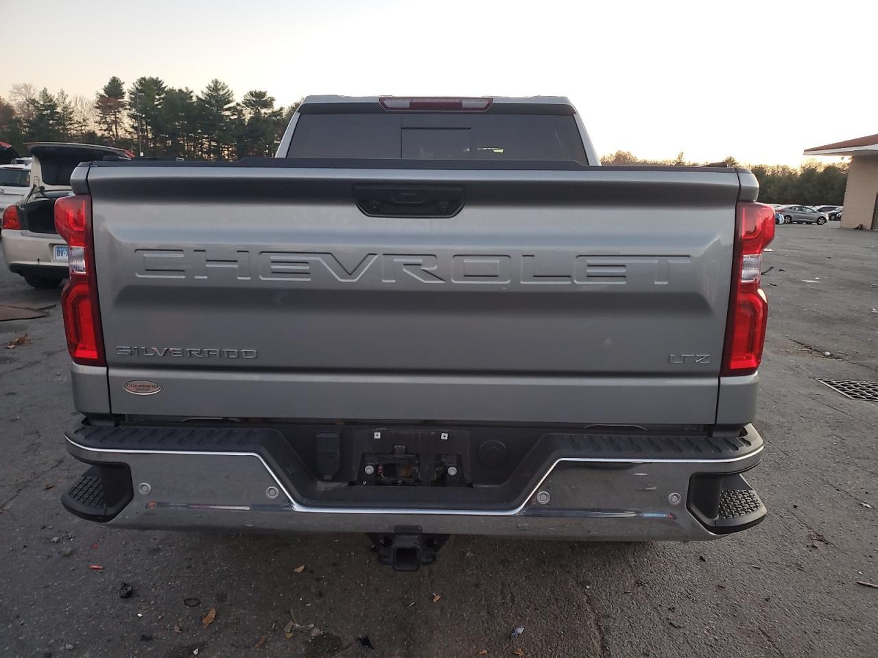 2024 CHEVROLET Silverado