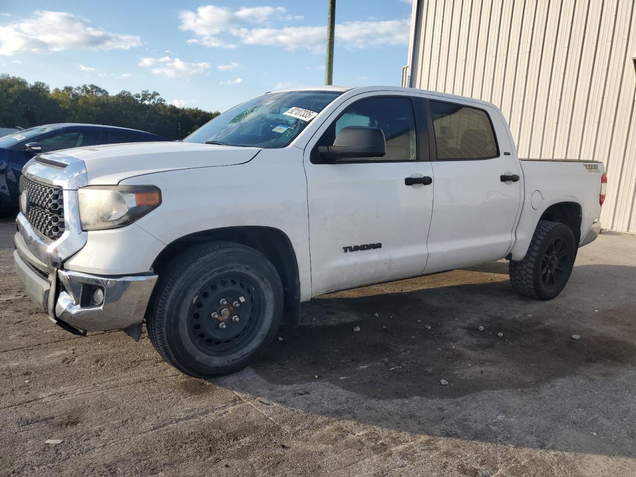 2018 TOYOTA TUNDRA