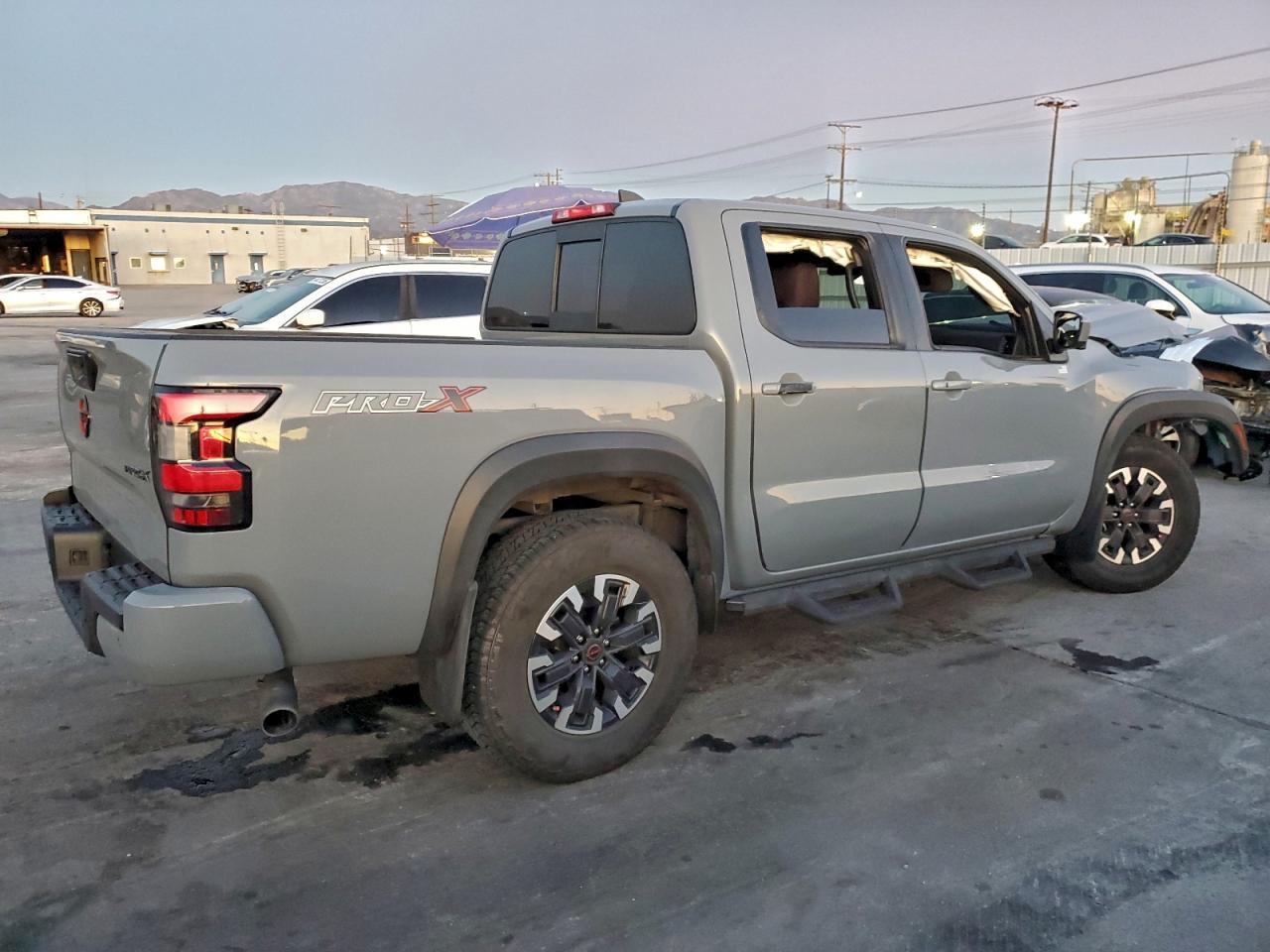 2022 NISSAN Frontier