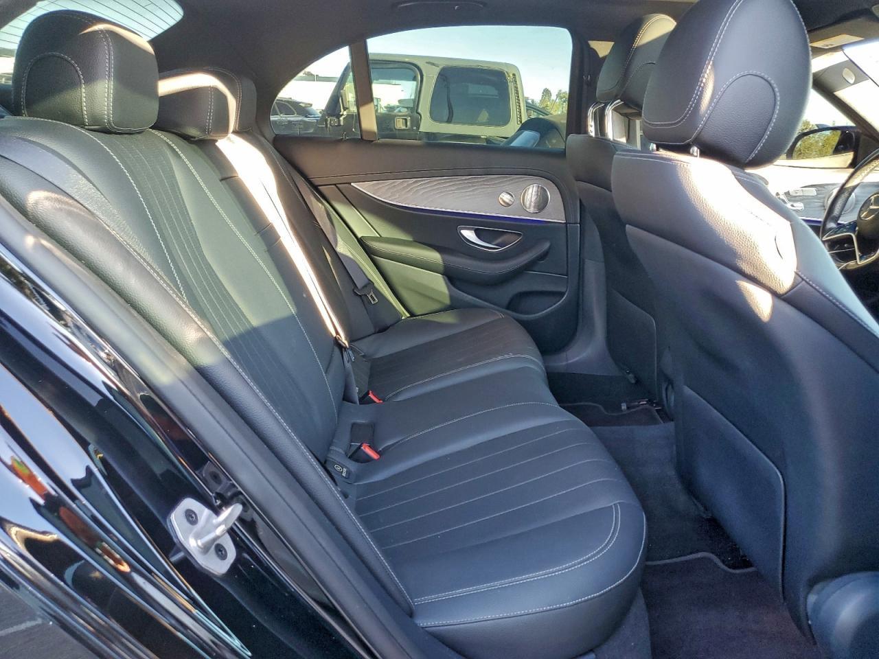 2021 MERCEDES-BENZ E-Class
