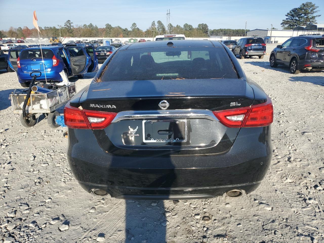 2017 NISSAN Maxima