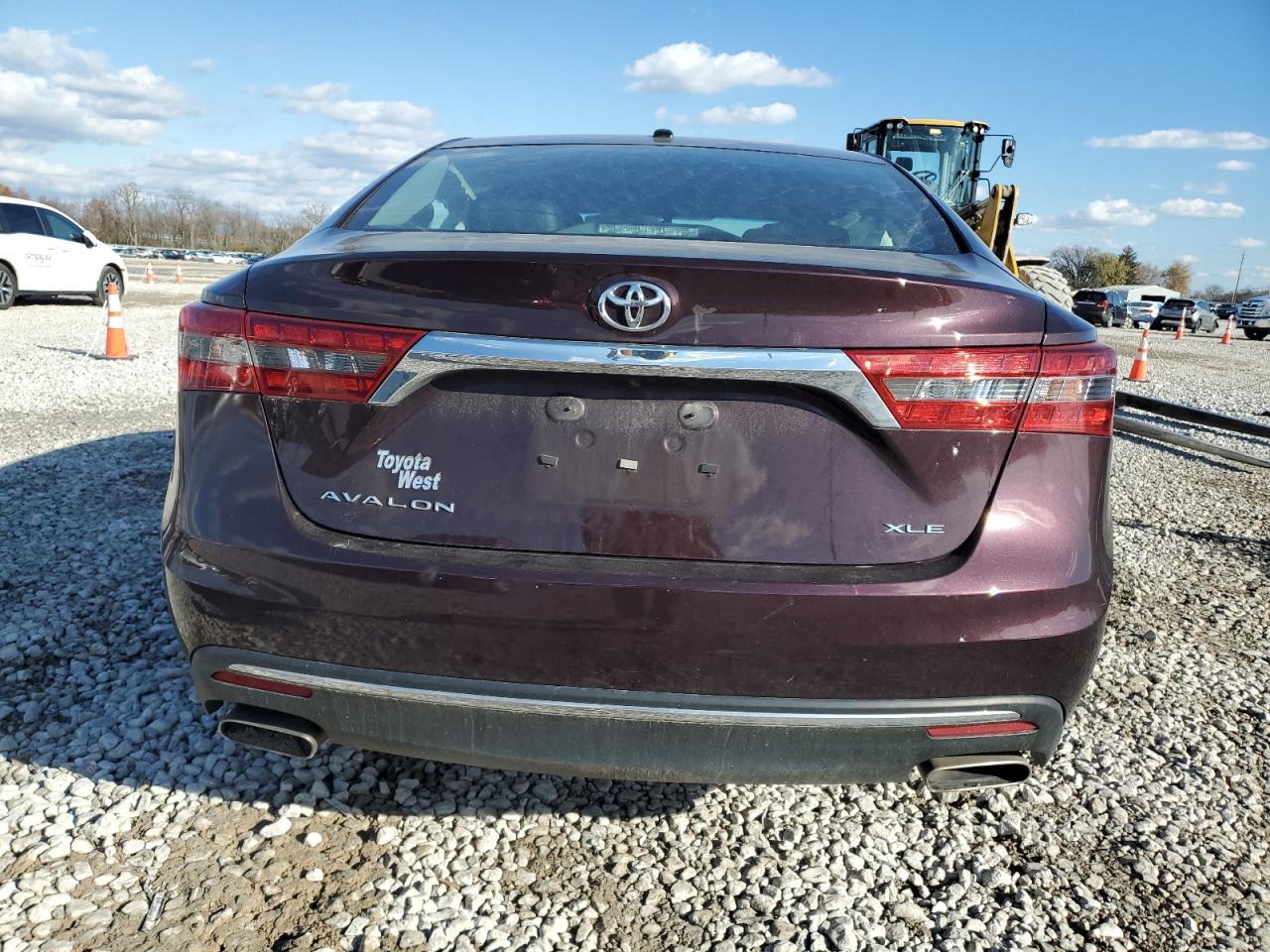 2016 TOYOTA Avalon