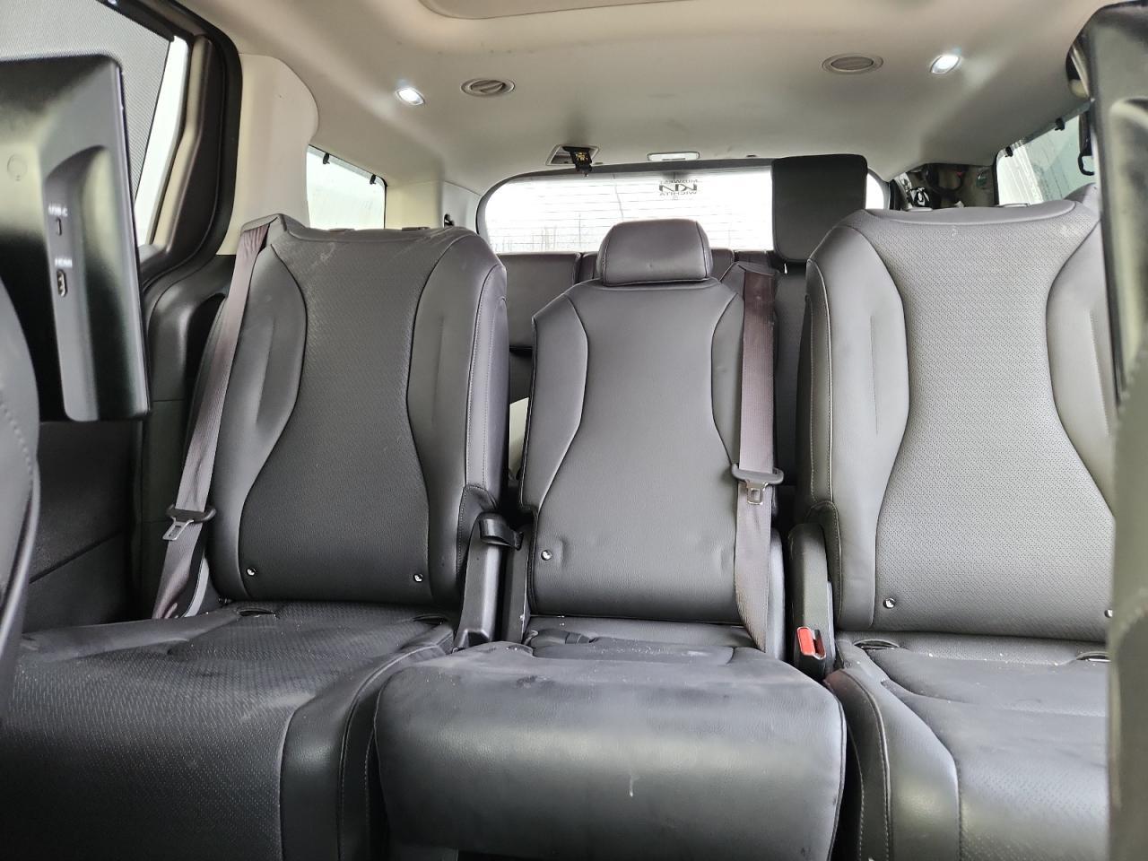 2025 KIA Carnival