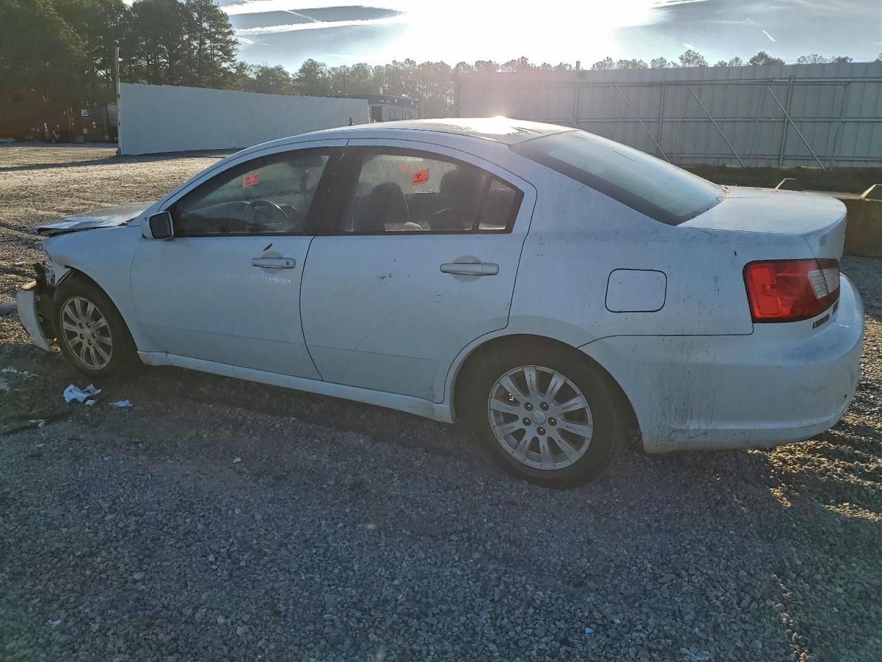 2011 MITSUBISHI Galant