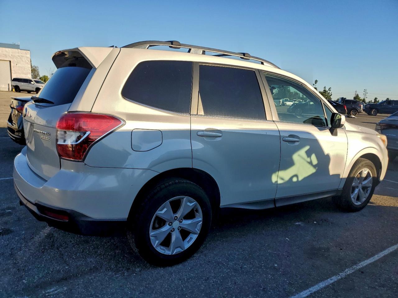 2015 SUBARU FORESTER