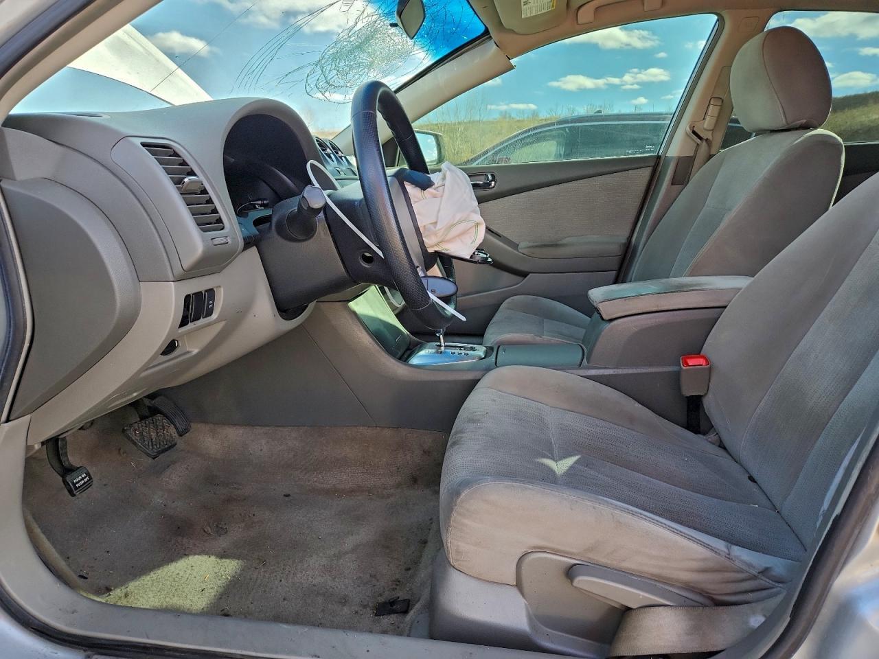 2010 NISSAN ALTIMA