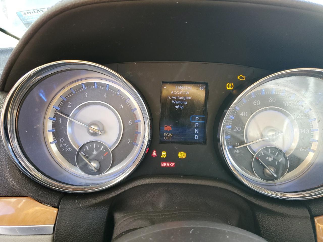 2014 CHRYSLER 300
