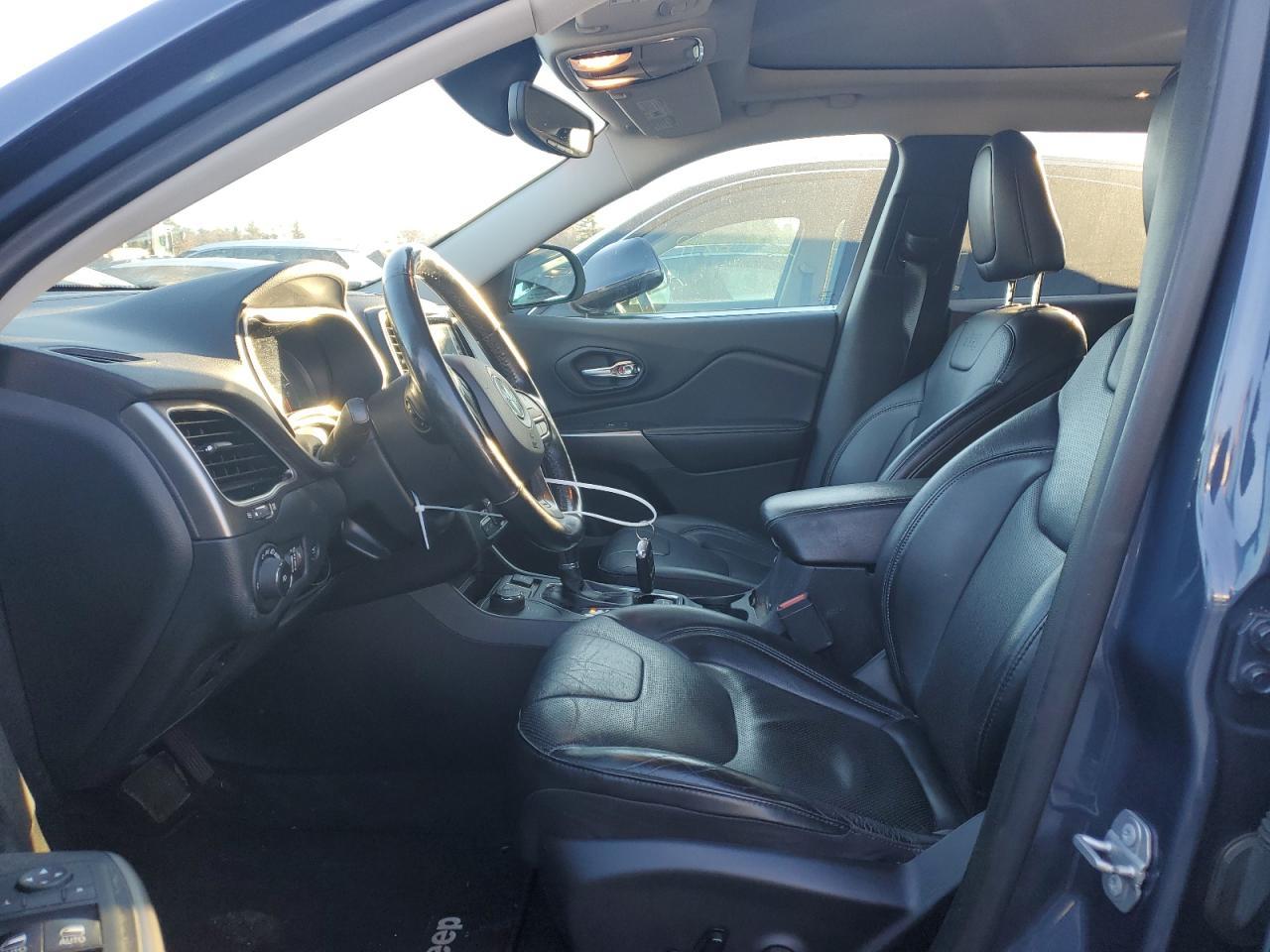 2019 JEEP CHEROKEE
