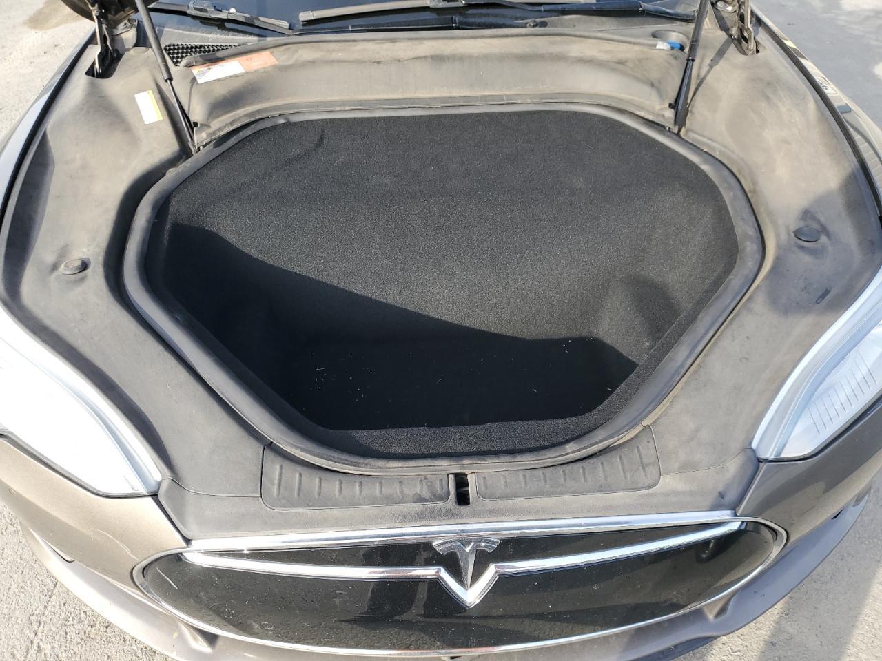 2015 TESLA MODEL S