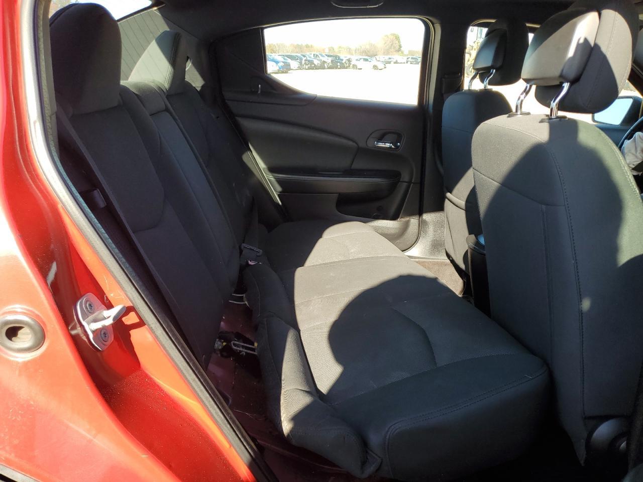 2011 DODGE Avenger