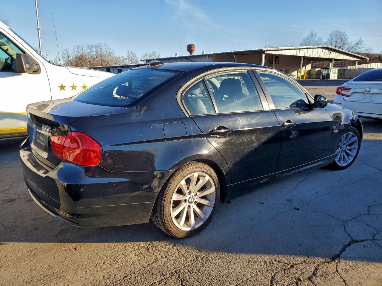 2011 BMW 3 SERIES