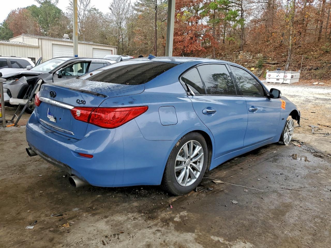 2017 INFINITI Q50