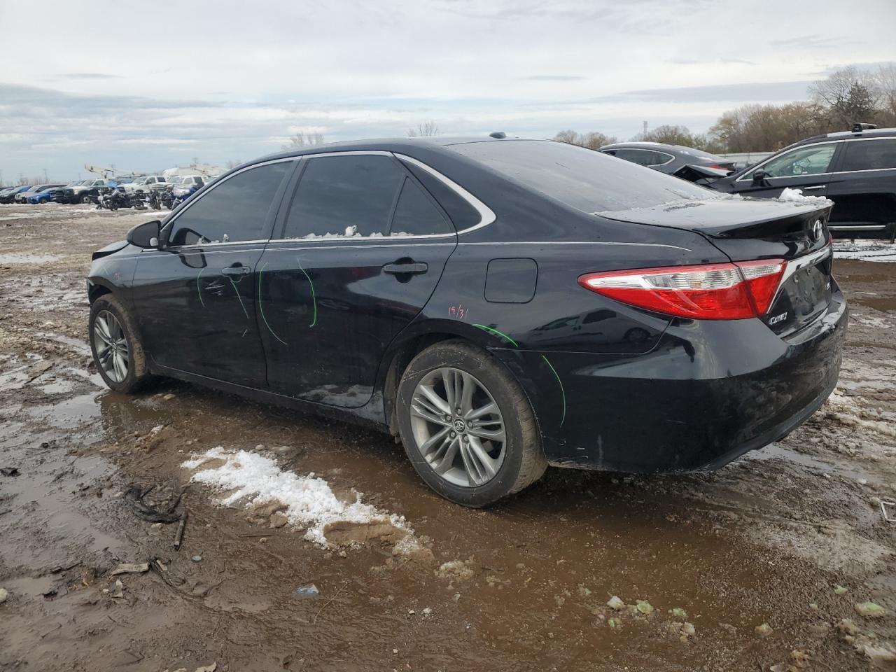 2016 TOYOTA CAMRY