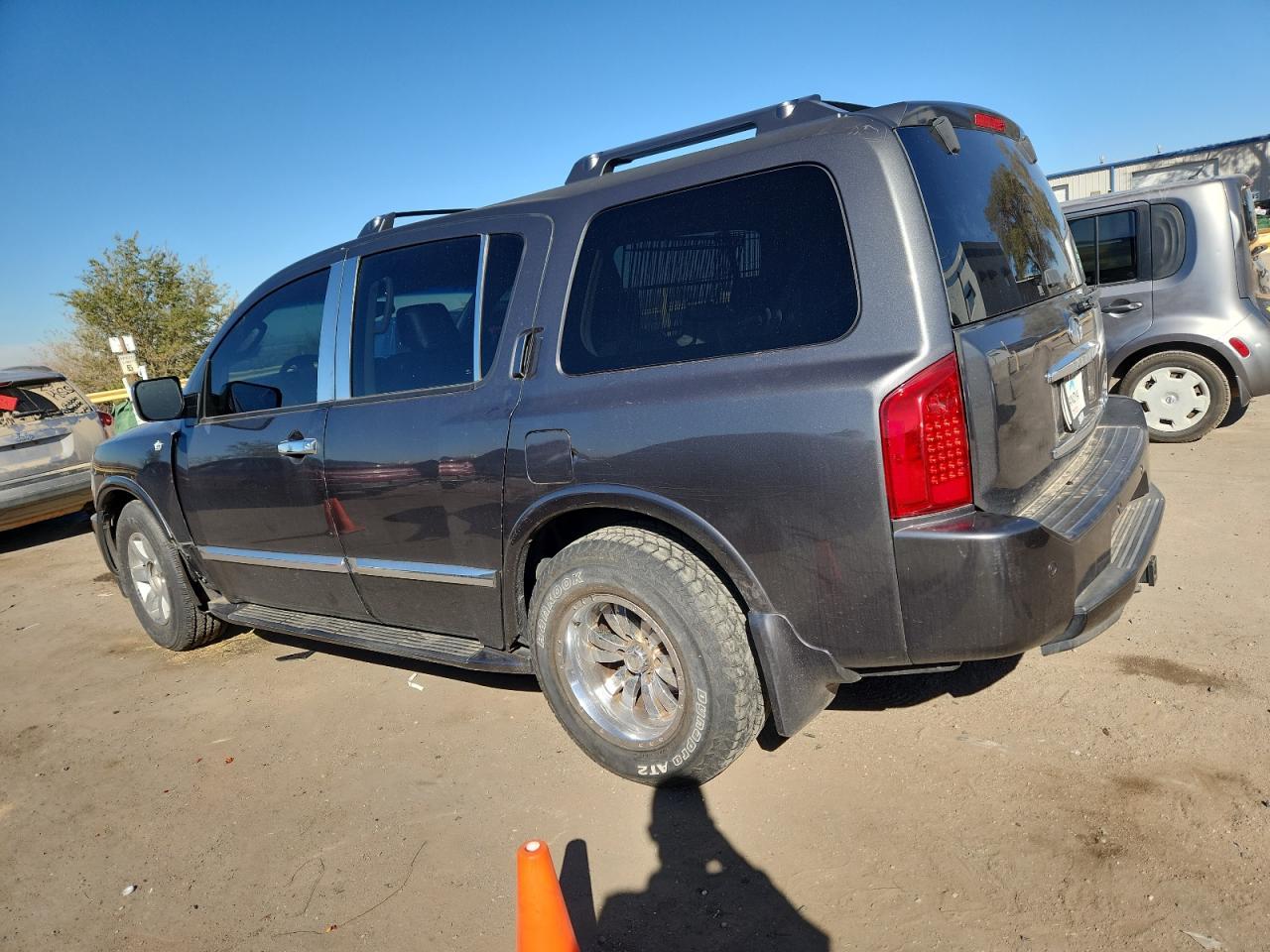 2005 INFINITI QX56