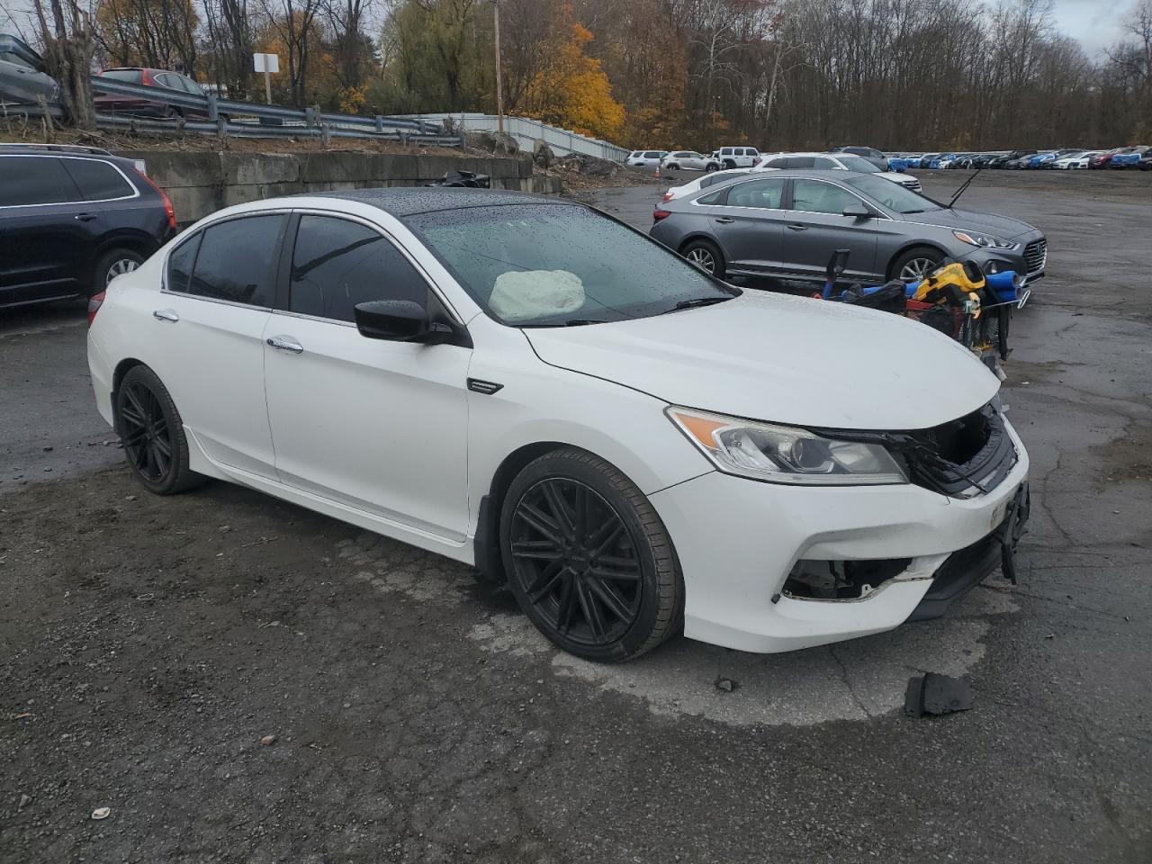 2017 HONDA ACCORD