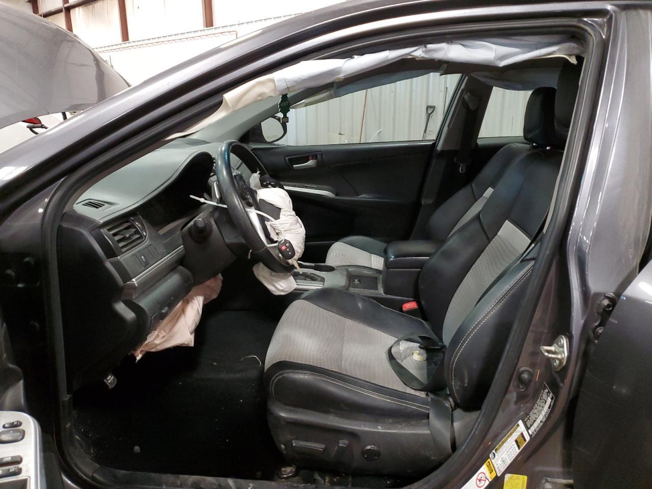 2014 TOYOTA CAMRY