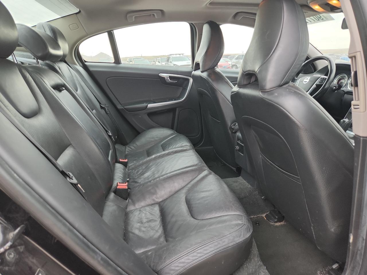 2012 VOLVO S60