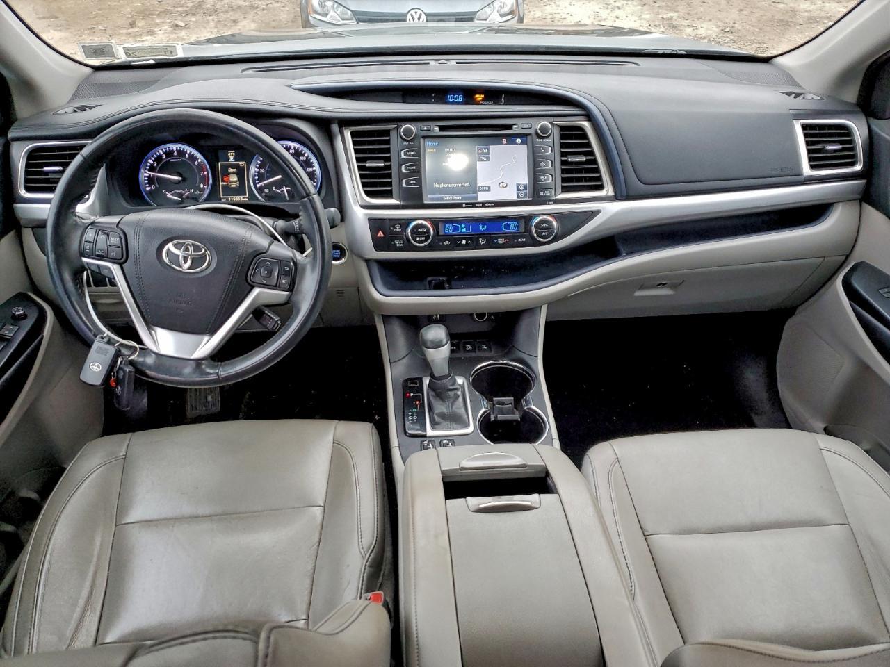 2016 TOYOTA HIGHLANDER