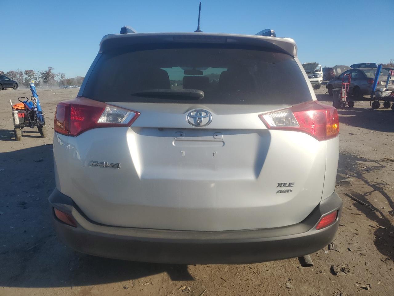 2015 TOYOTA RAV4
