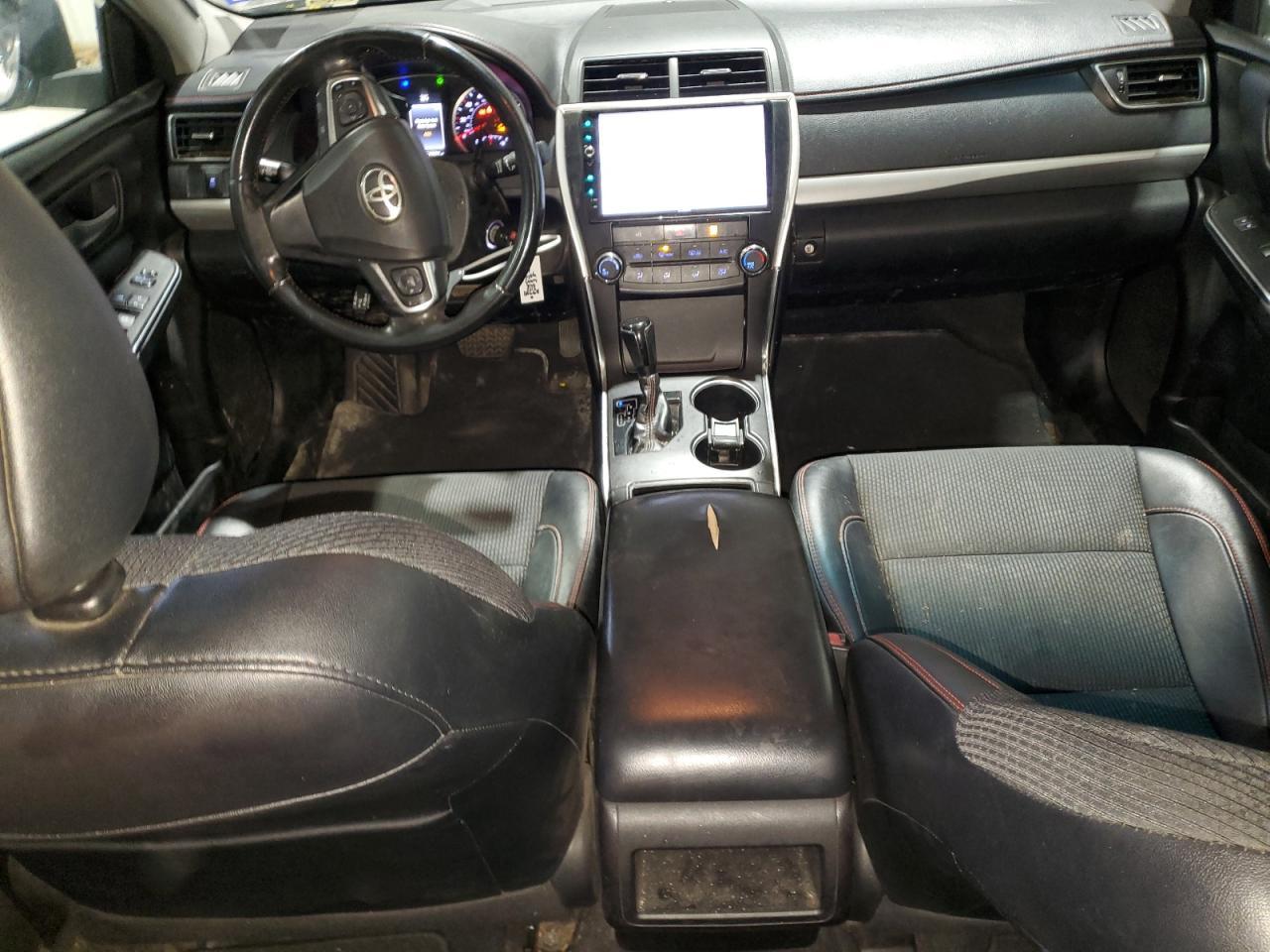 2017 TOYOTA CAMRY