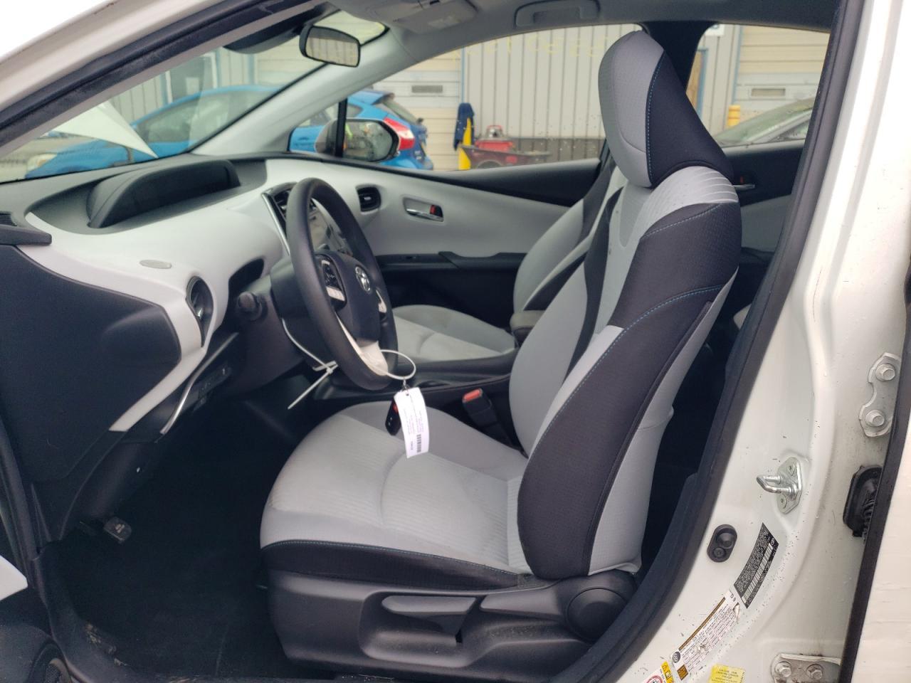 2018 TOYOTA PRIUS