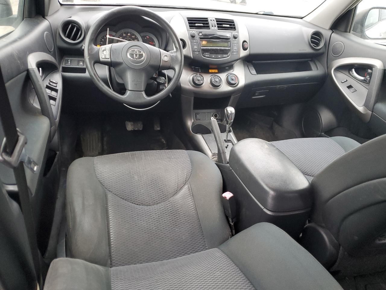 2011 TOYOTA RAV4