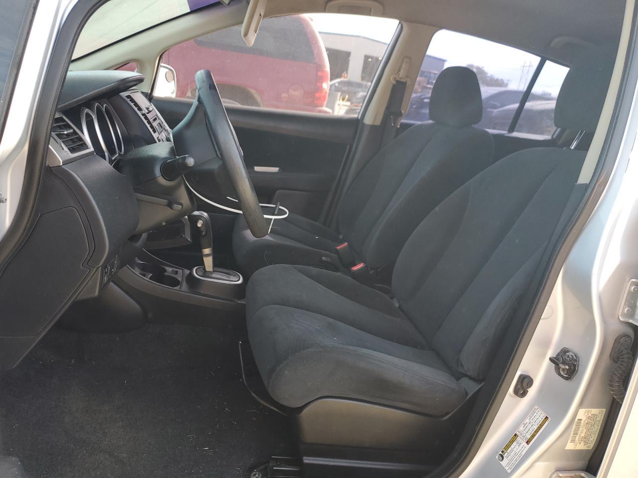 2011 NISSAN VERSA