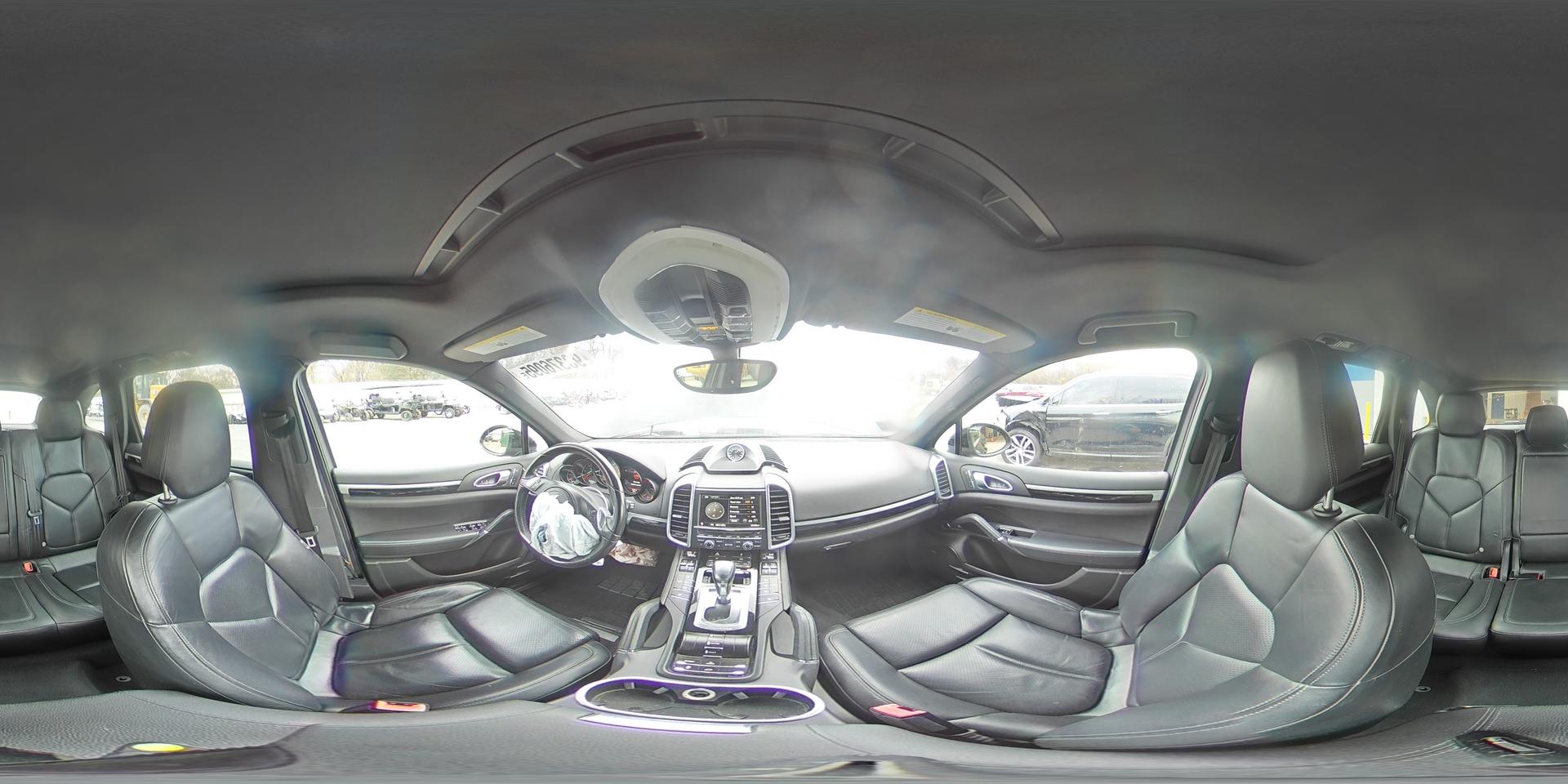 2013 PORSCHE CAYENNE
