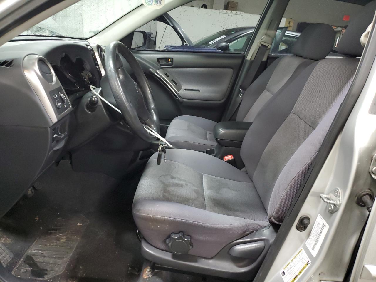 2004 PONTIAC VIBE