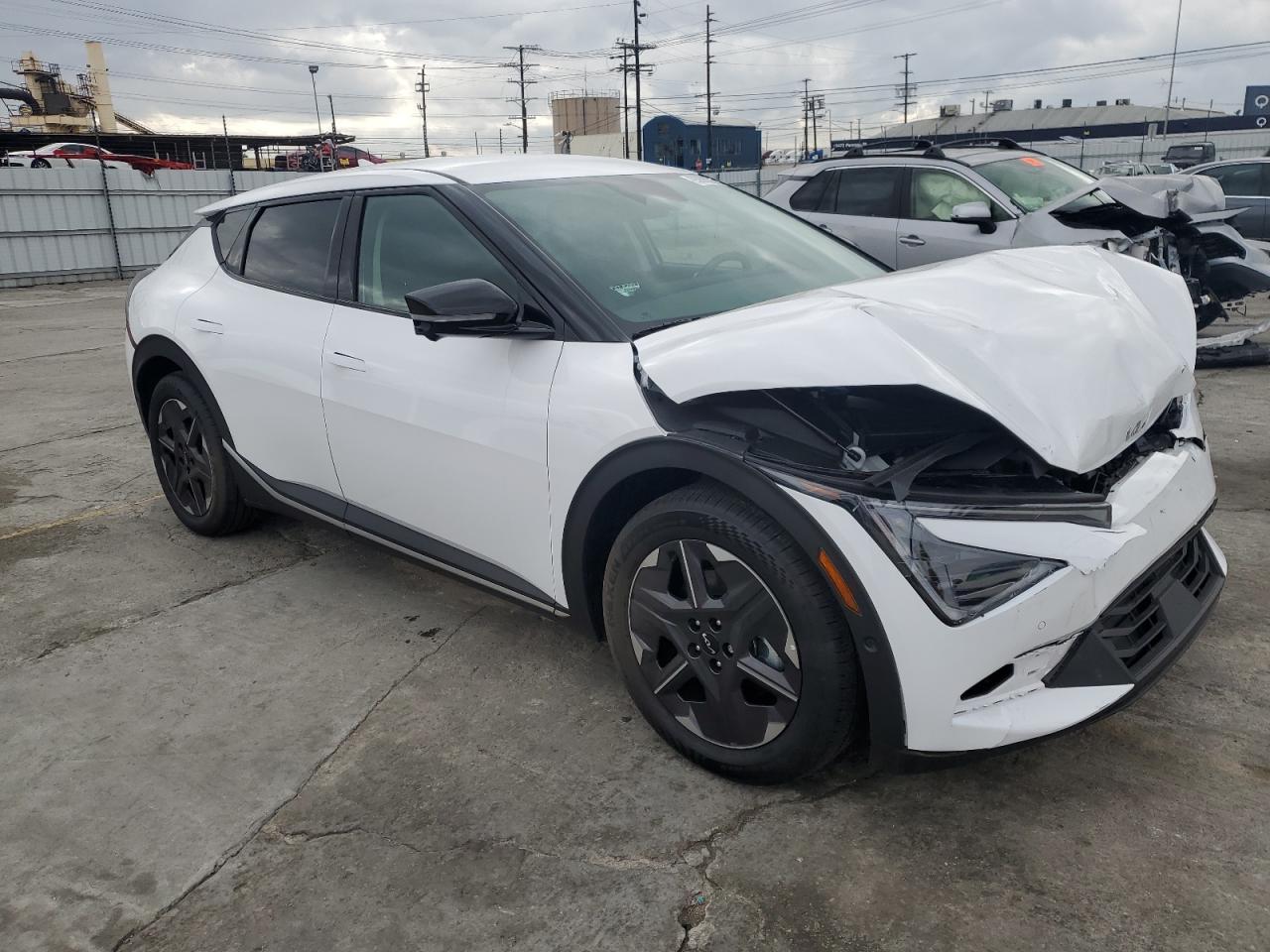 2025 KIA EV6