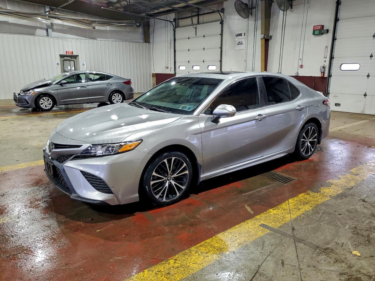 2019 TOYOTA CAMRY