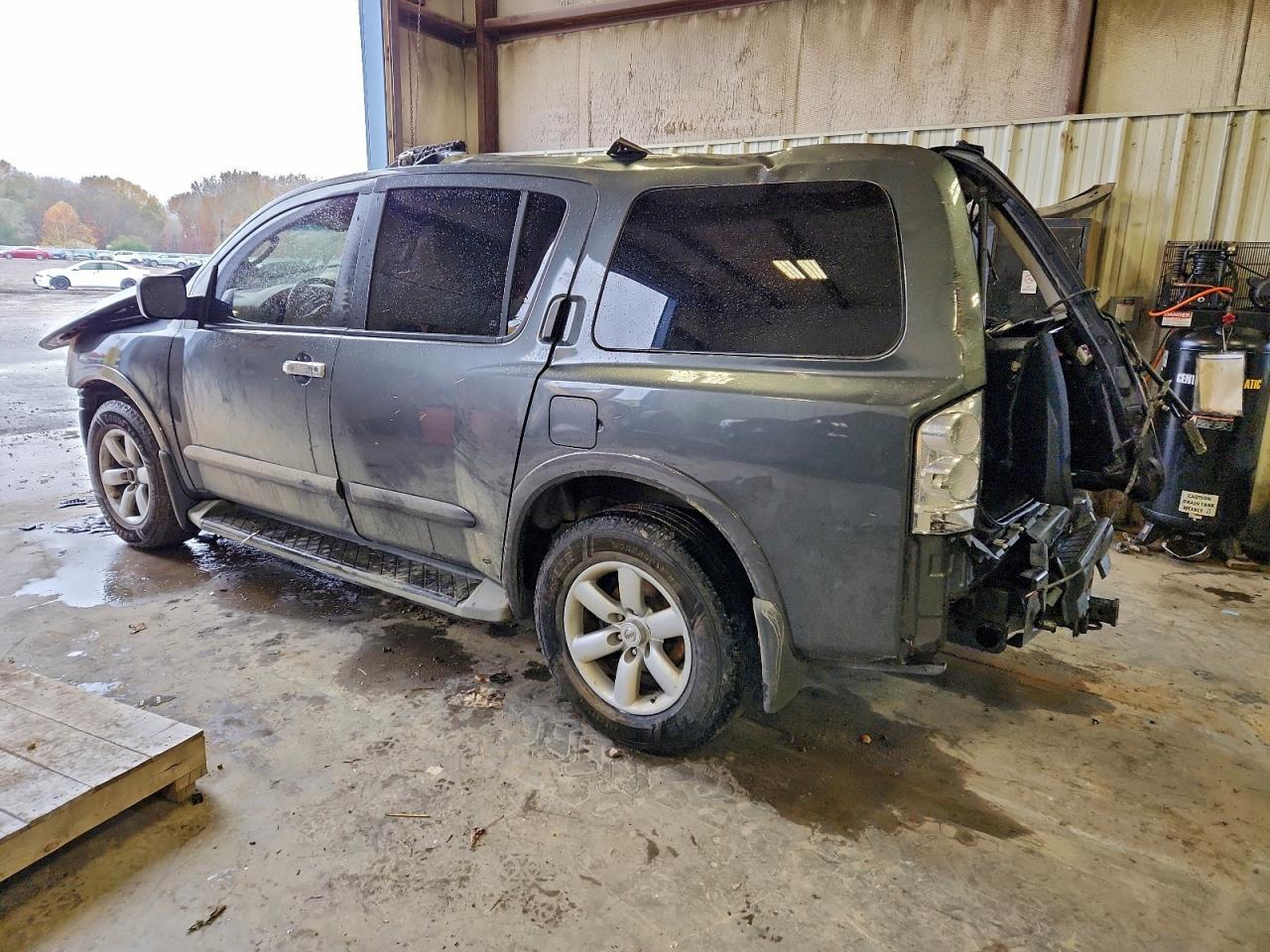 2012 NISSAN Armada