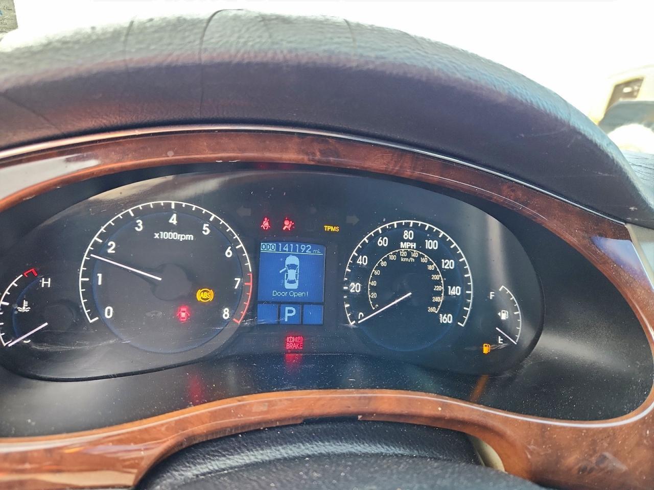 2011 HYUNDAI GENESIS