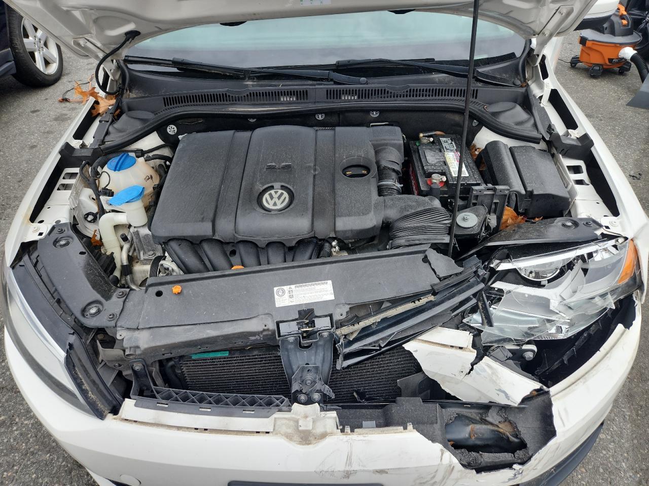 2012 VOLKSWAGEN JETTA