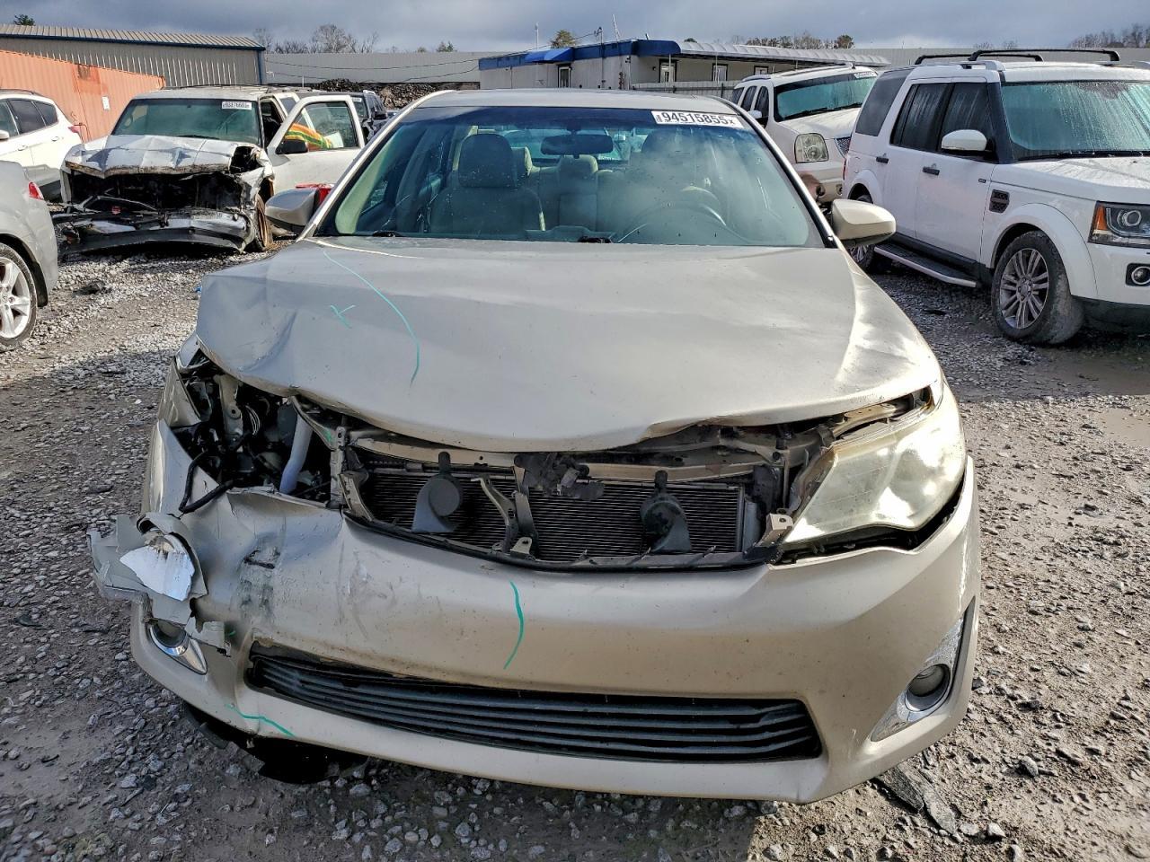 2014 TOYOTA CAMRY