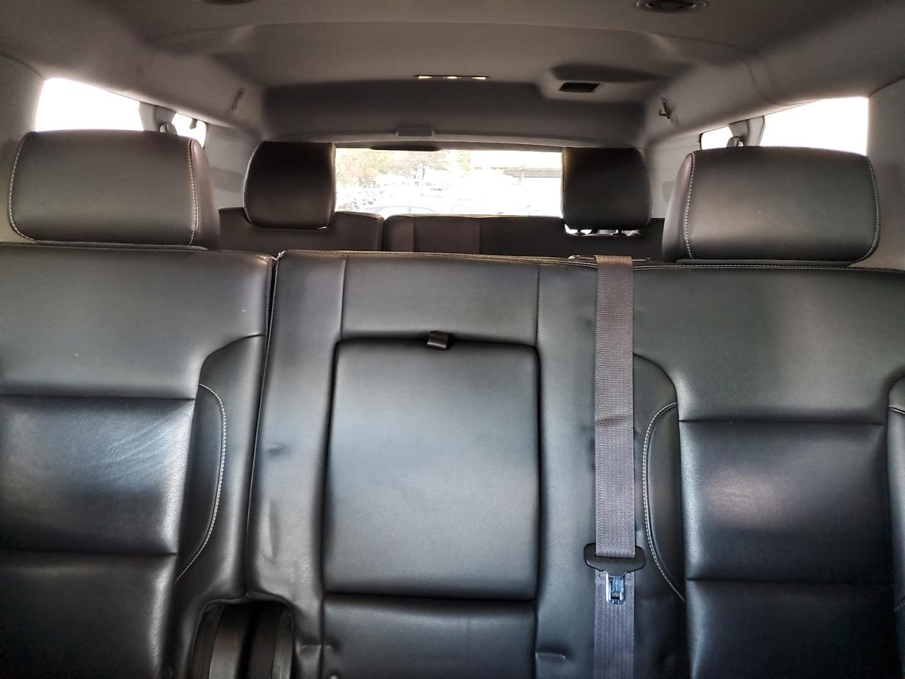 2015 CHEVROLET Suburban