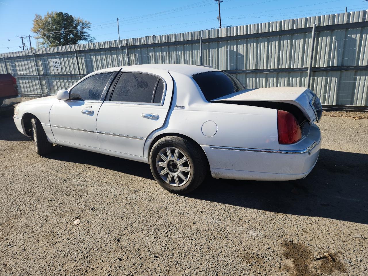 2007 LINCOLN Town Car