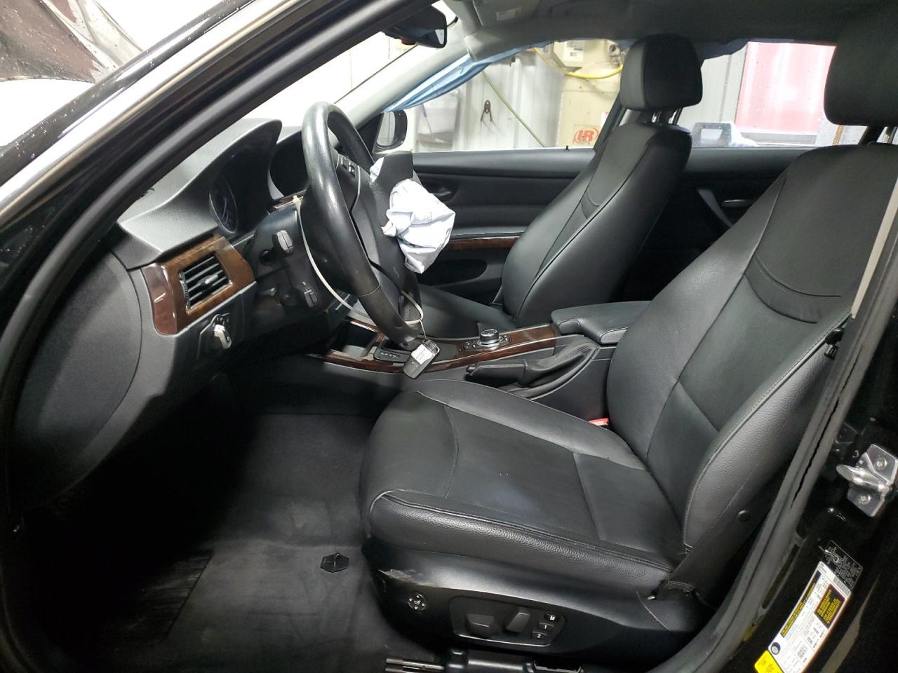 2011 BMW 3 SERIES