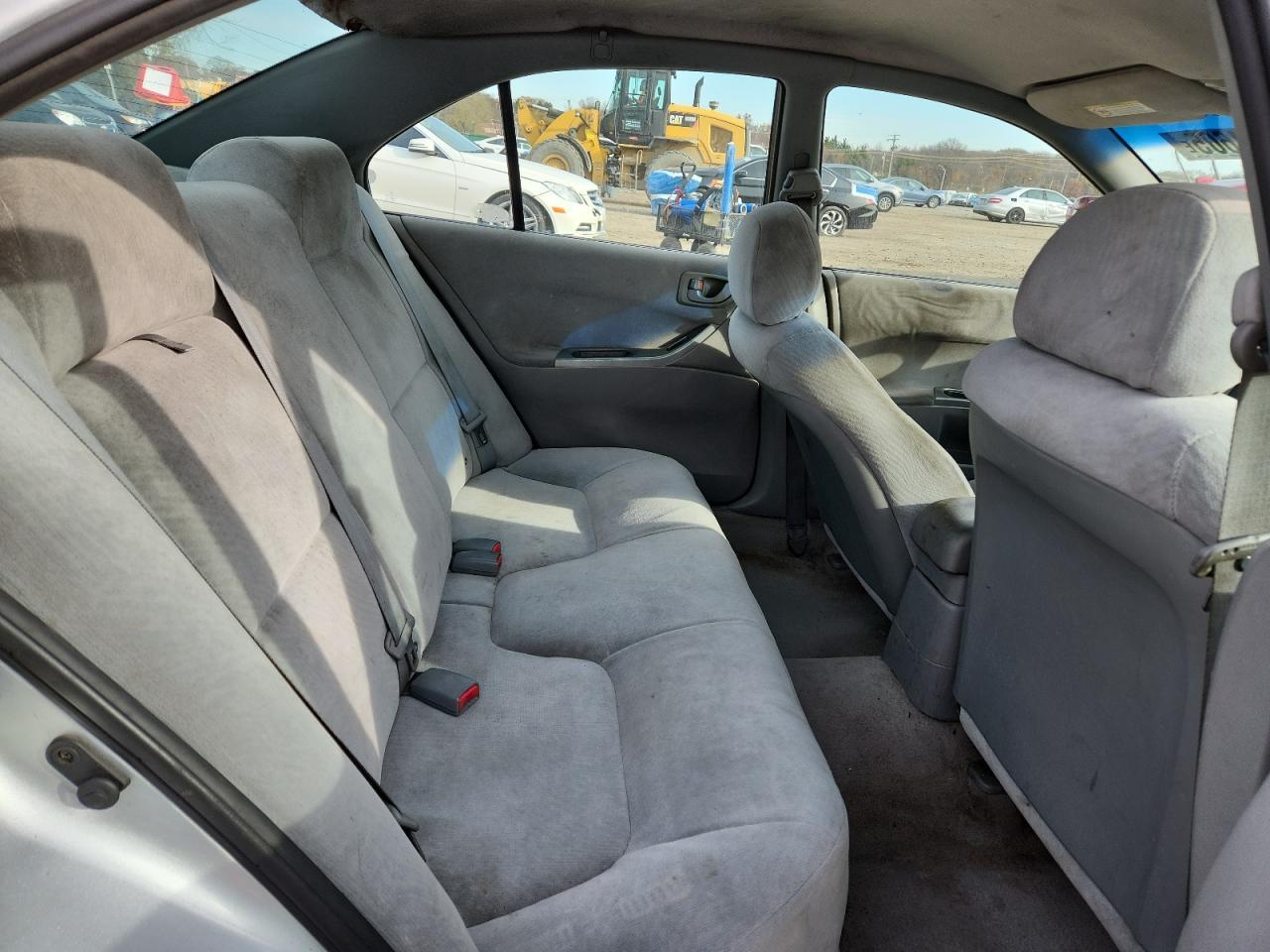 2003 MITSUBISHI Galant