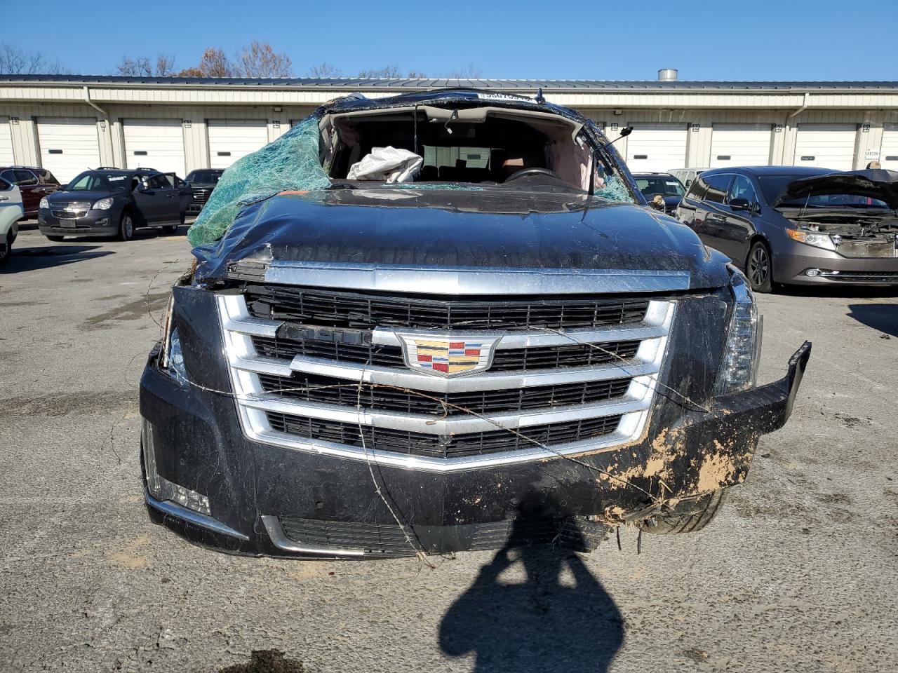 2019 CADILLAC Escalade ESV