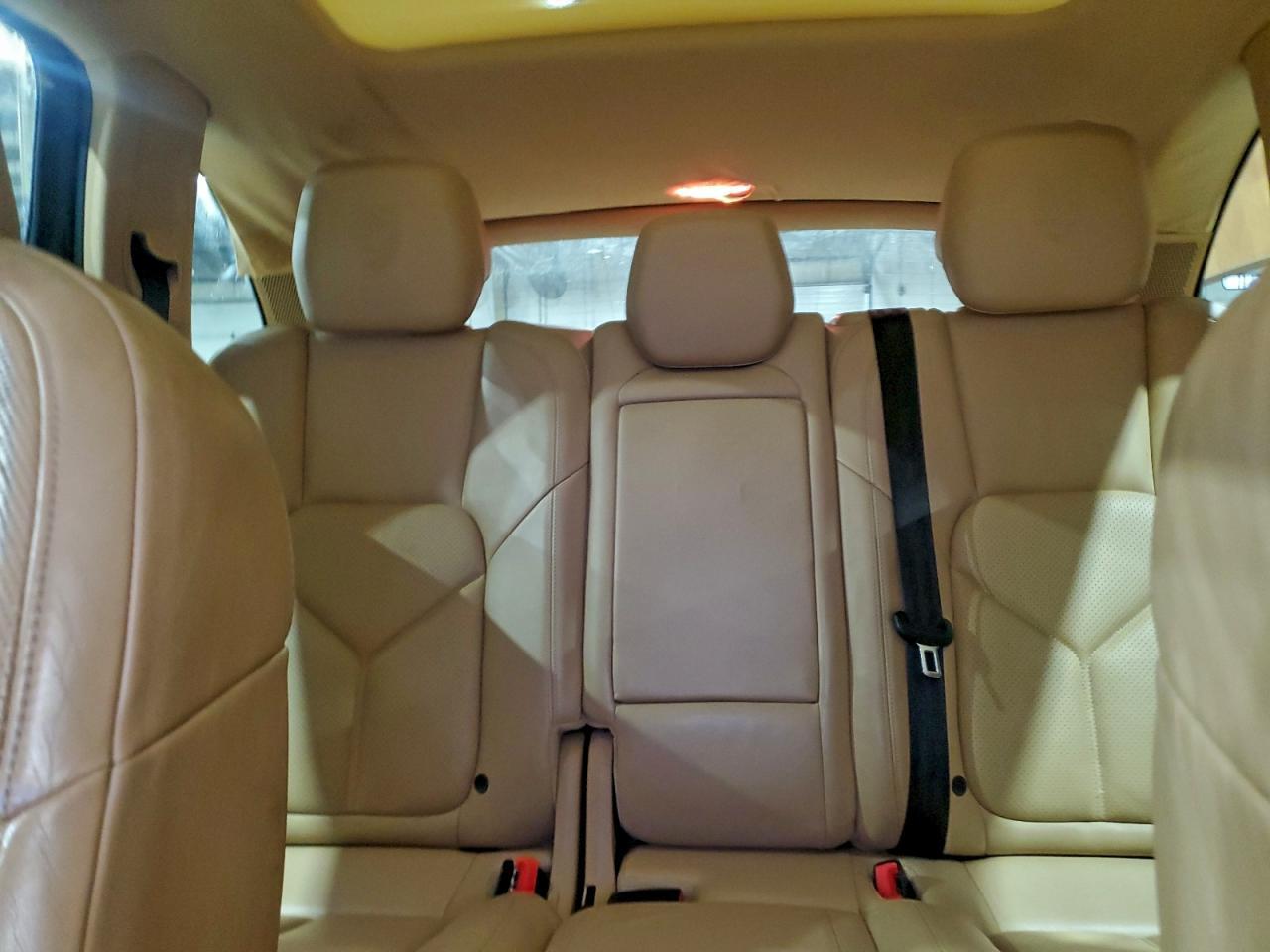 2013 PORSCHE CAYENNE