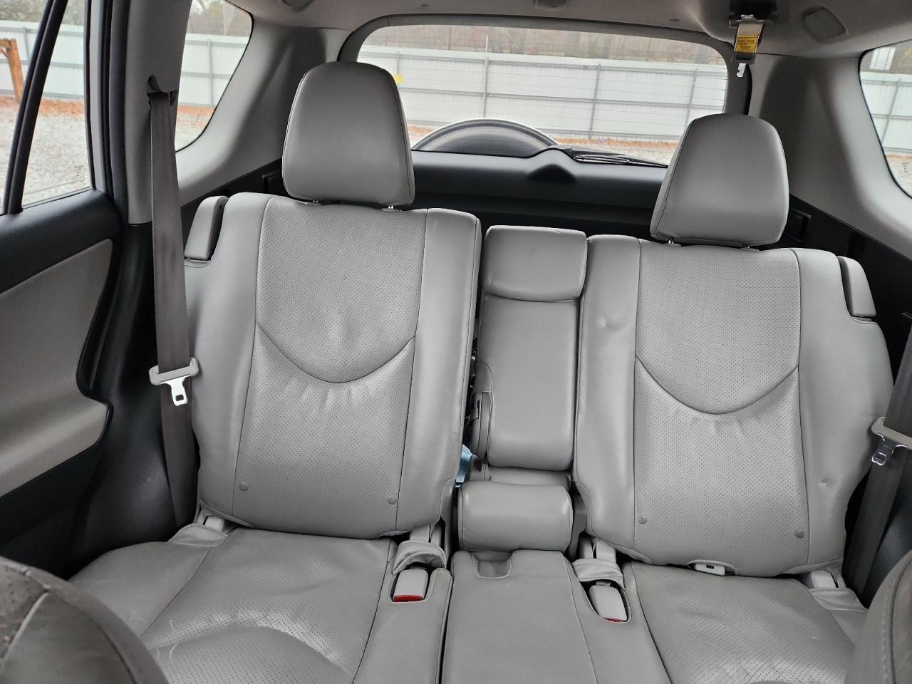 2011 TOYOTA RAV4