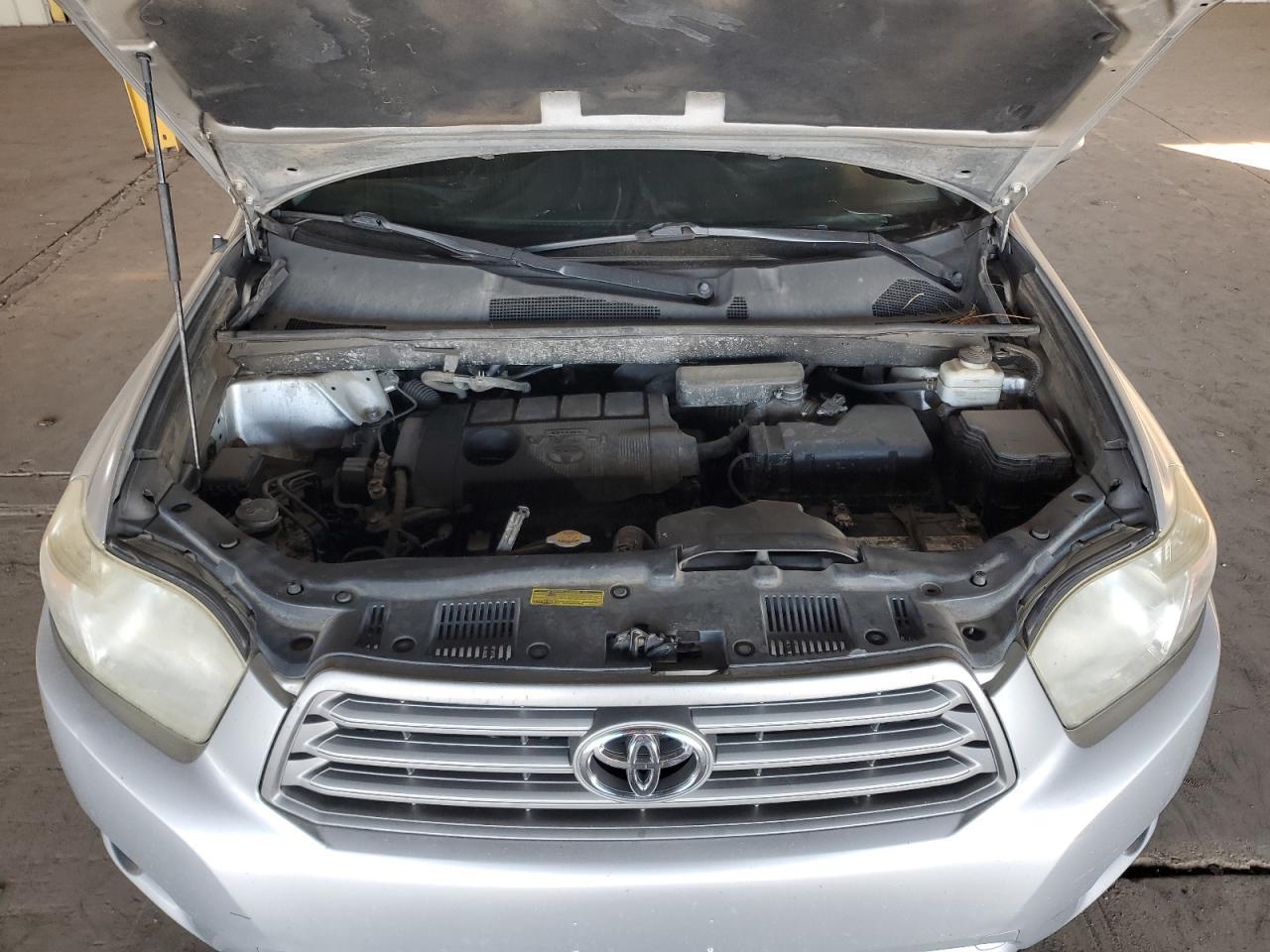 2010 TOYOTA HIGHLANDER