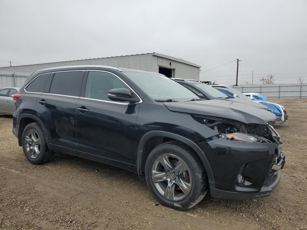 2017 TOYOTA HIGHLANDER