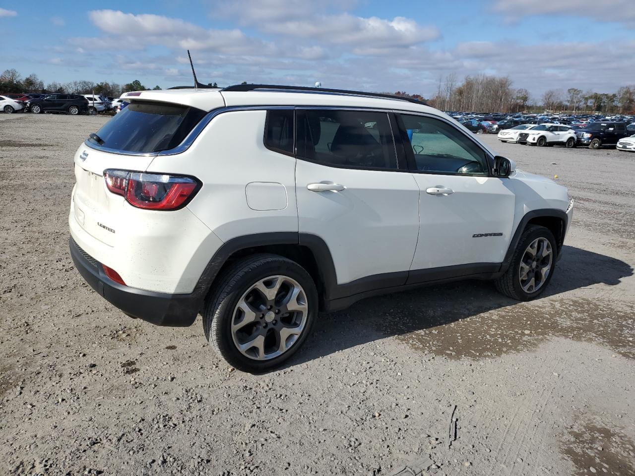 2020 JEEP Compass
